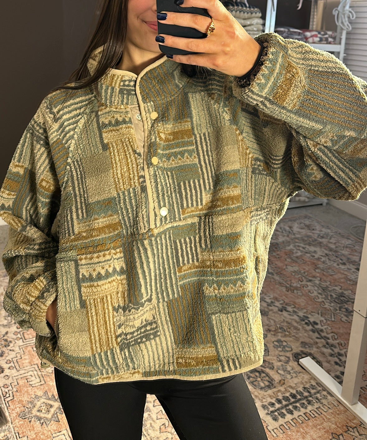 Bookshelf Vintage Pullover - Taupe