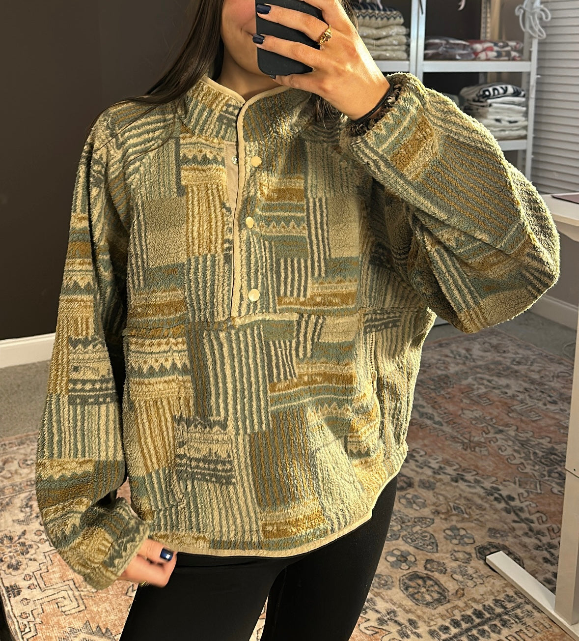 Bookshelf Vintage Pullover - Taupe