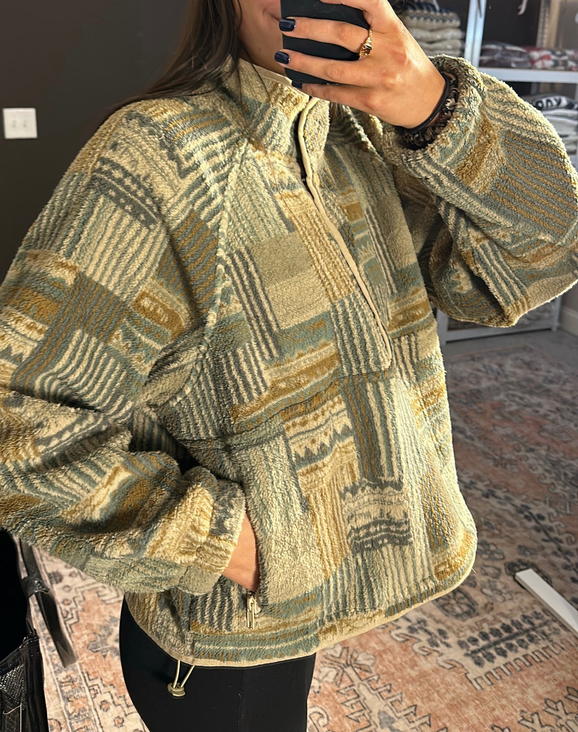 Bookshelf Vintage Pullover - Taupe