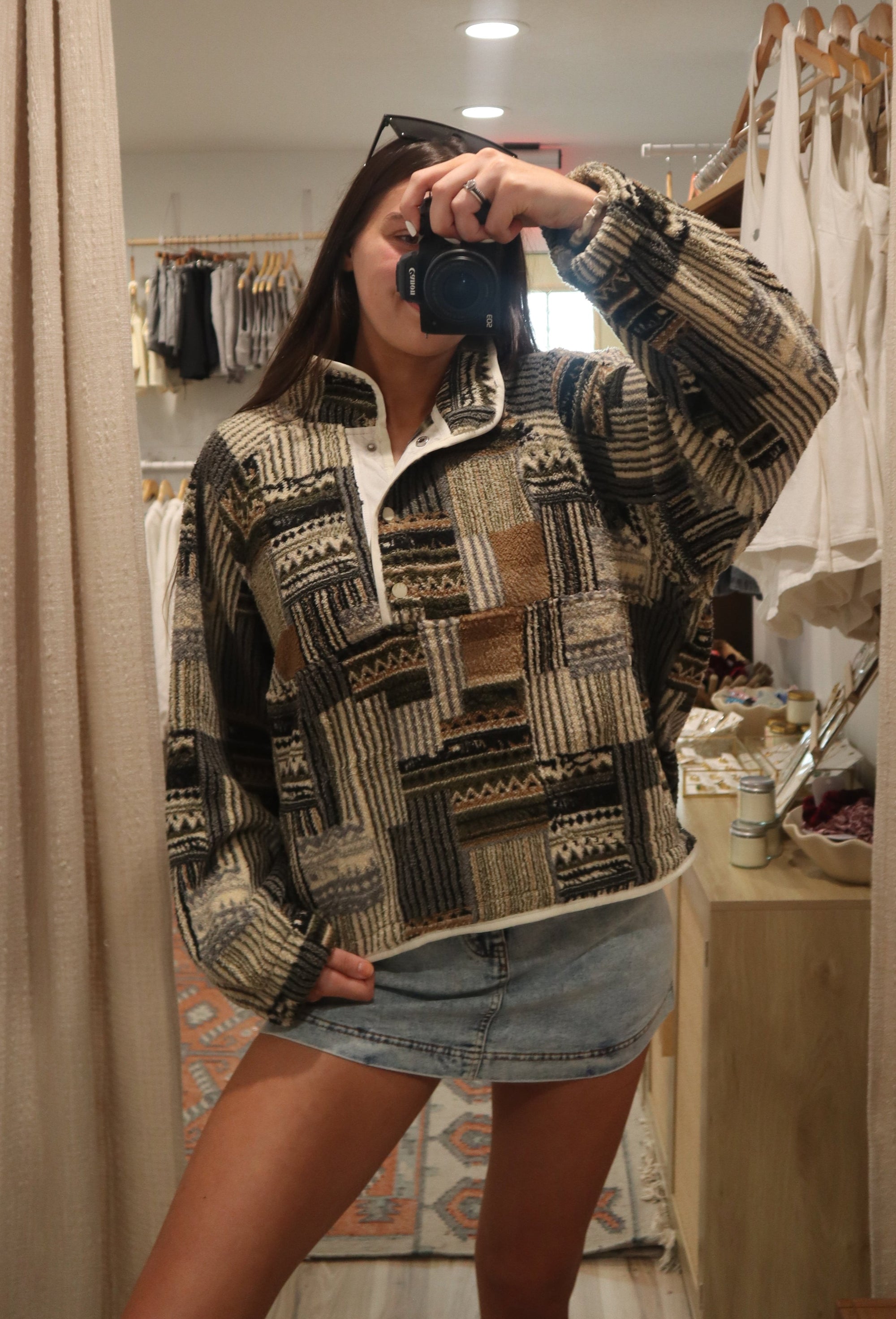 Bookshelf Pullover