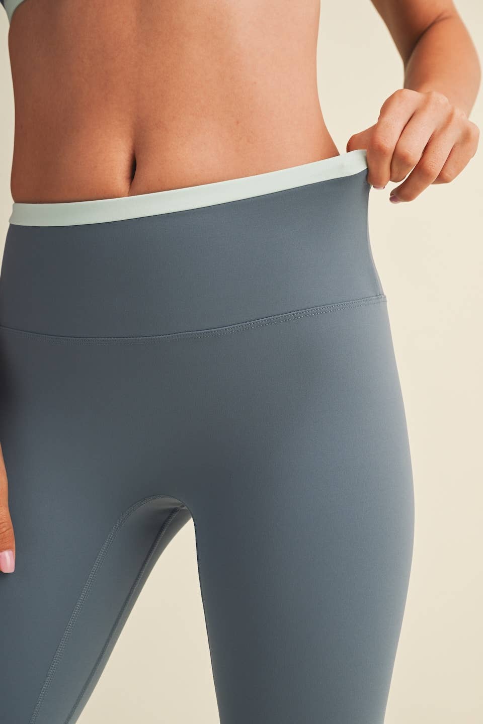Contrast Legging