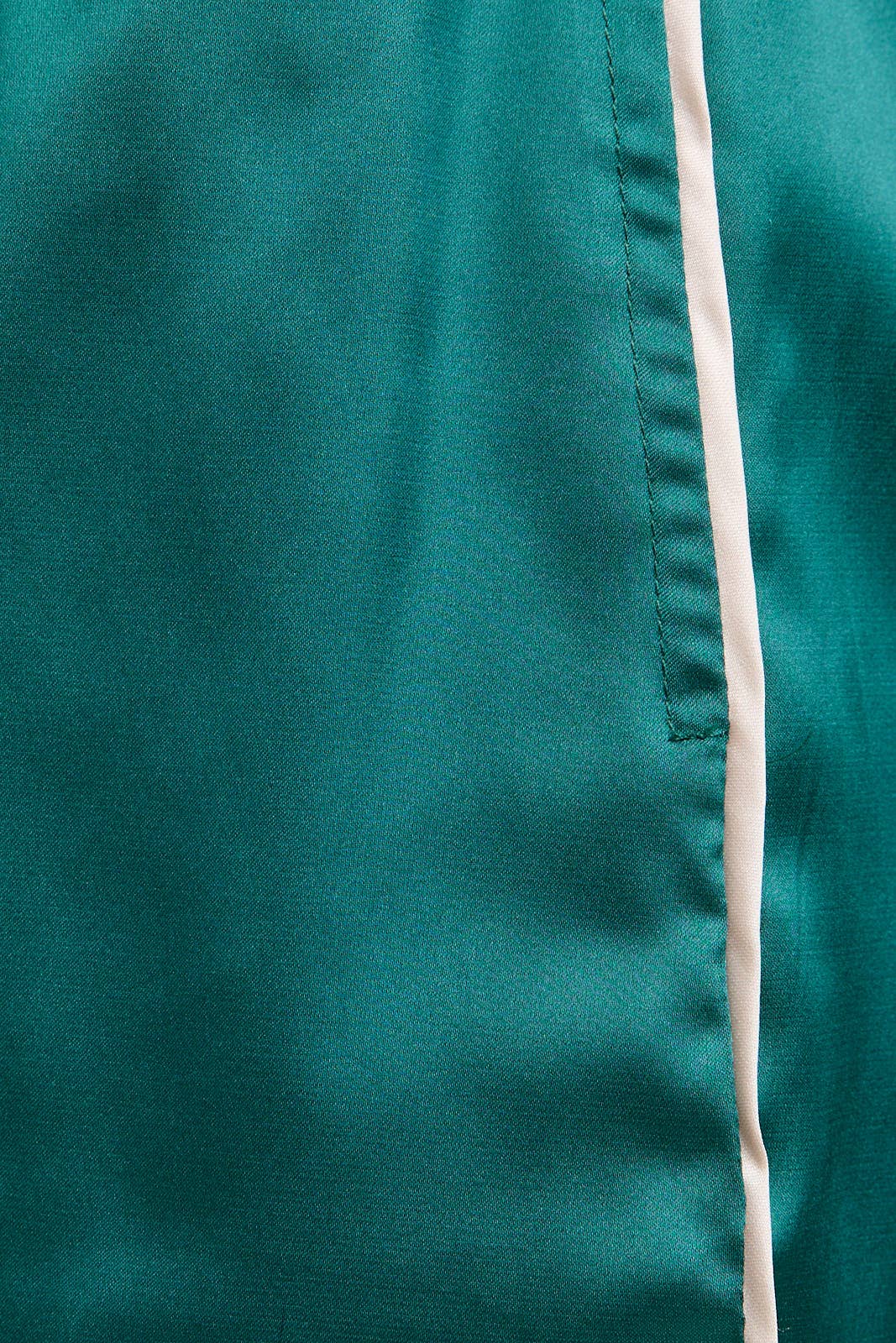 Vintage Contrast Piping Shorts